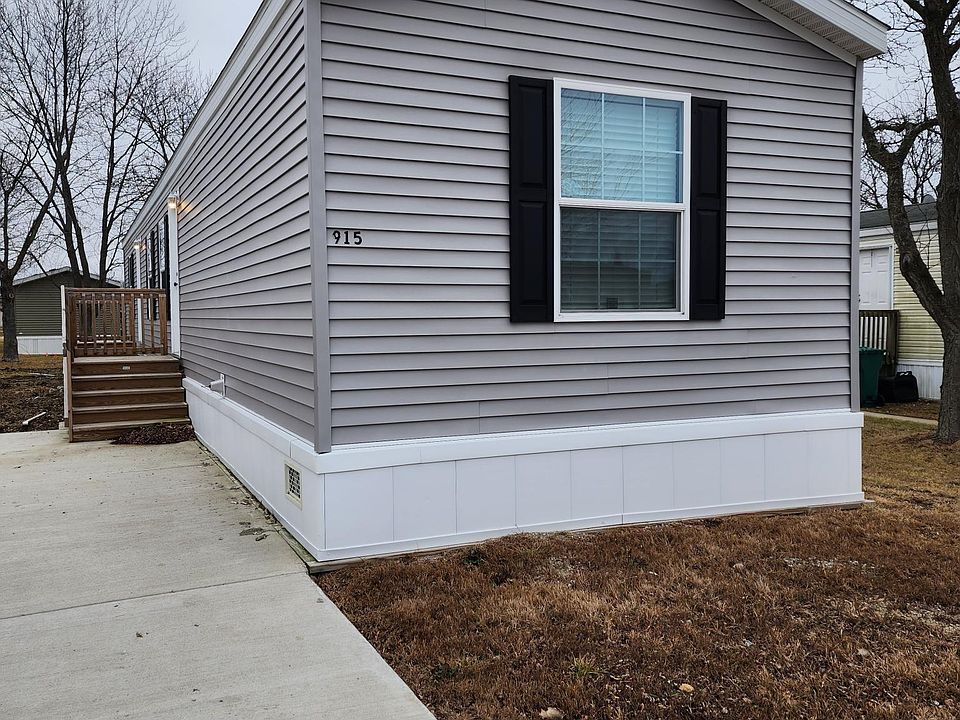 1st image of 915 Belle Aire St #45