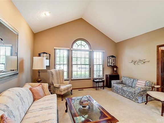 4th image of 8685 Tanglewood Dr