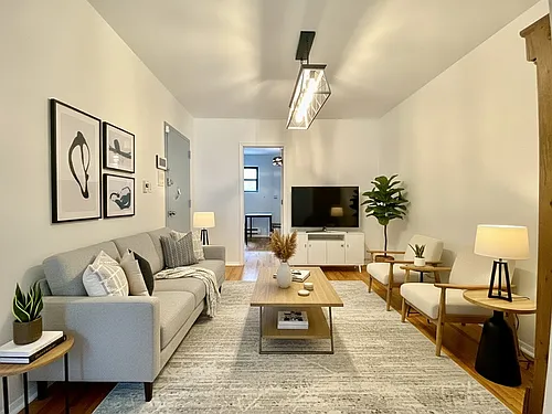 86 Court St #3 Photo 1