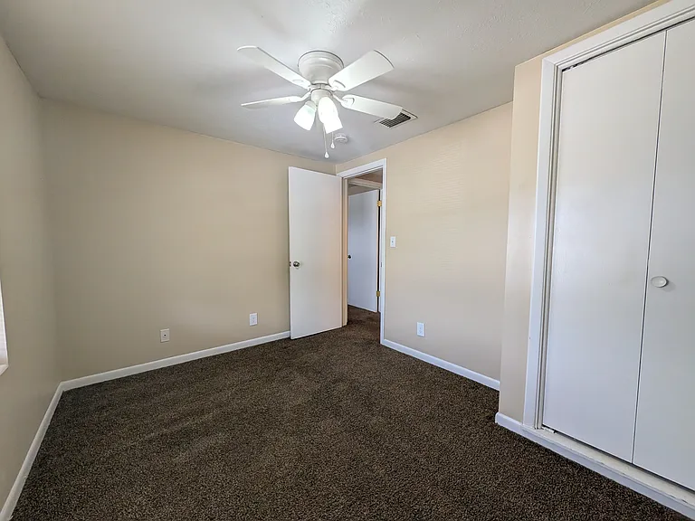 6036 Bizier Rd — Photo 15