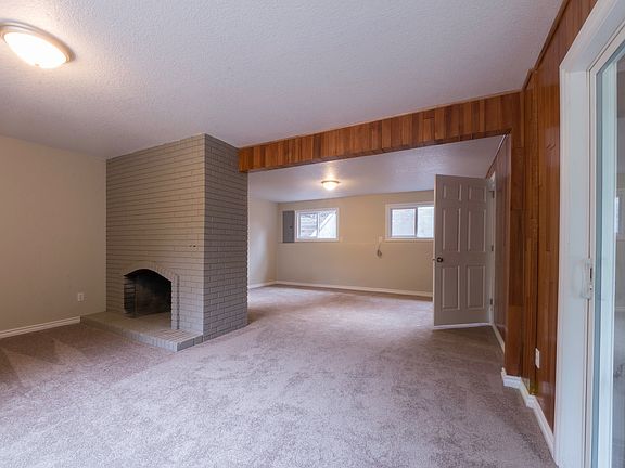 5th image of 208 Inglewood Dr