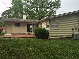 1st image of 1502 W Taylor Dr