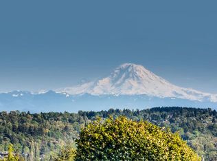 3827 38th Ave SW, Seattle, WA 98126