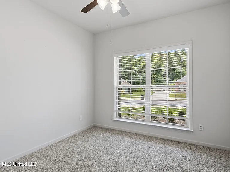 429 Piney Dr — Photo 20