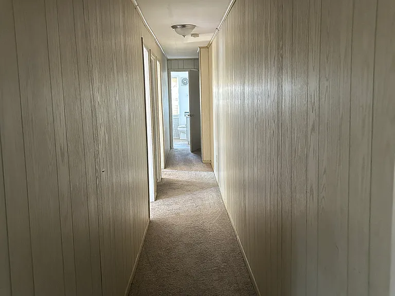 58 W Vaughn St #58 — Photo 4