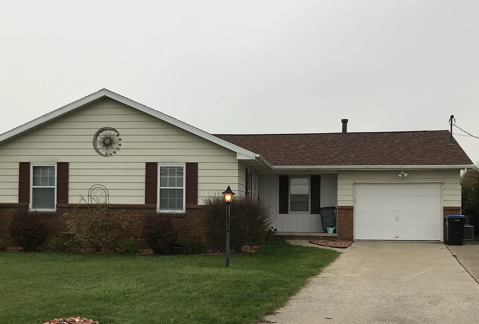 544 N Stadium Rd photo 1