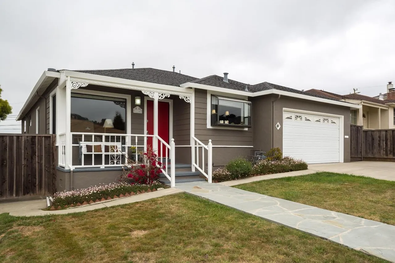 116 Sherwood Way photo 1