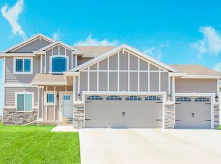 1750 S 11th St, Adel, IA 50003