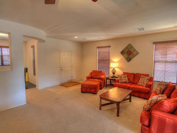 4th image of 2895 E Kelly Dr