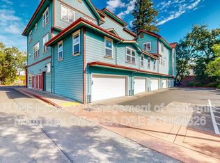 160 Windsor River Rd, Windsor, CA 95492