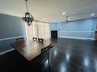 4607 N Elston Ave APT 2B, Chicago, IL 60630