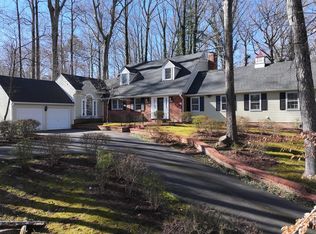 121 Acorn Ln, Danville, VA 24541