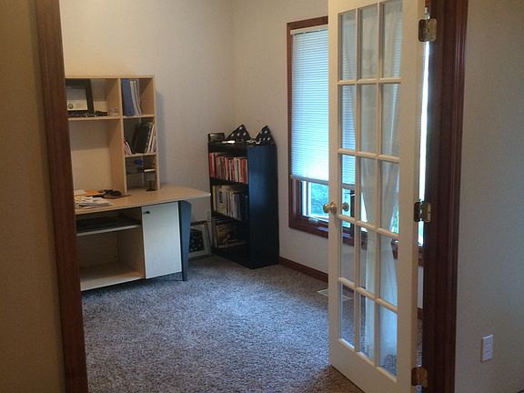 bedroom/office/den