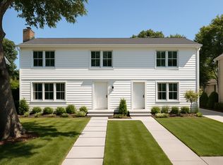 36 Dunes Ln #A, Pt Washington, NY 11050