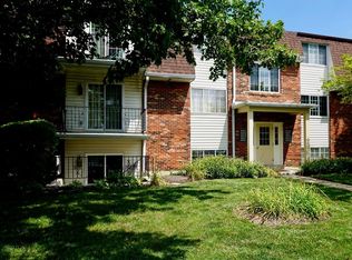 8801 Washington Colony Dr, Centerville, OH 45458