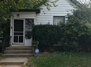 216 S Saint Peter St, South Bend, IN 46617