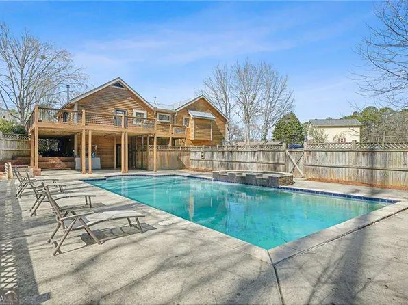 3730 Regatta Ct, Acworth, GA 30102