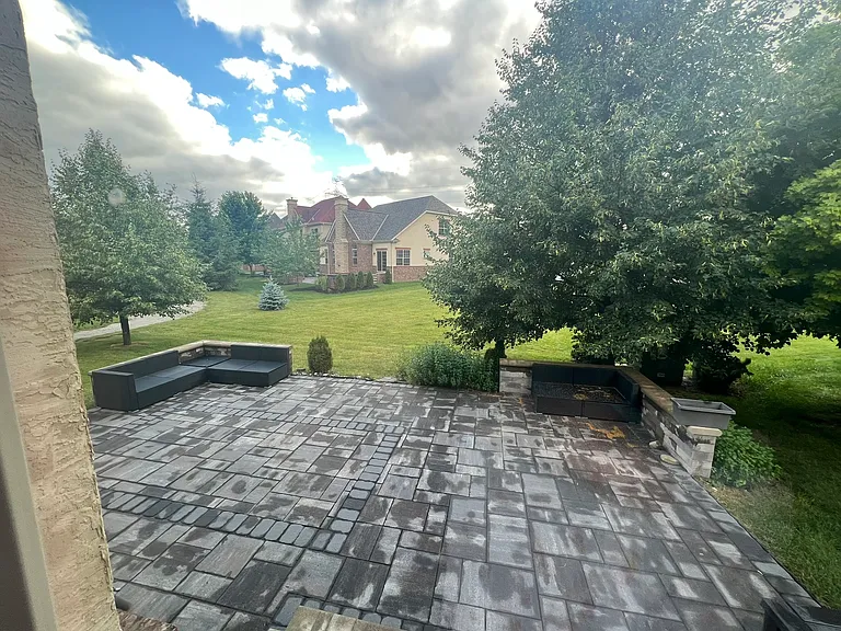 8043 Oak Meadow Dr — Photo 34