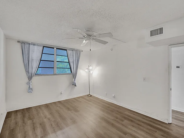 9470 Poinciana Pl #308 — Photo 37