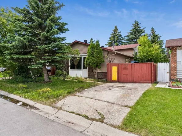 189 E Whitaker Close NE, Calgary, AB T1Y 5K2