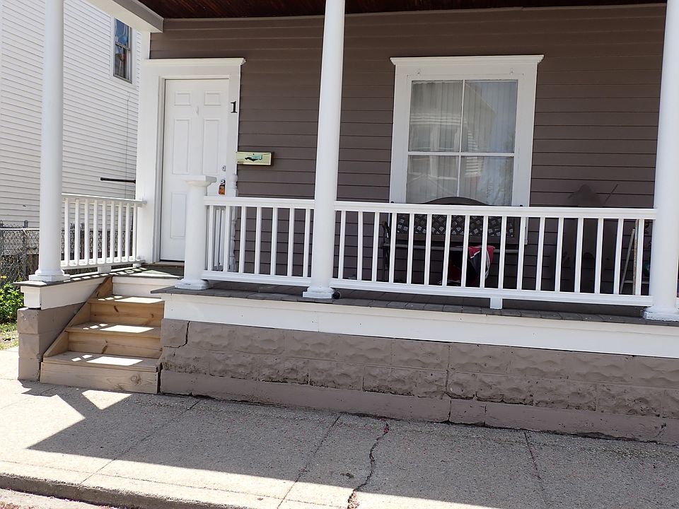 1st image of 13 Ackley St #1