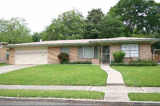 1st image of 1 1 1 MONTPELIER DR