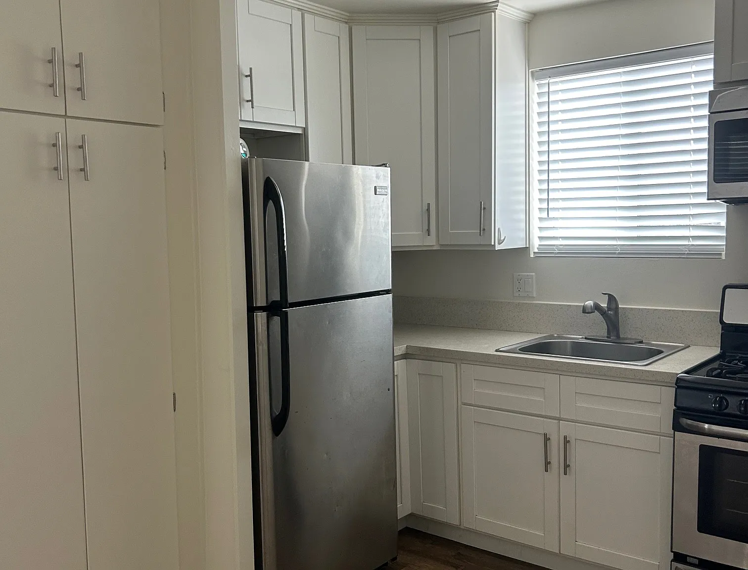 Studio, $1,450 — Photo 3