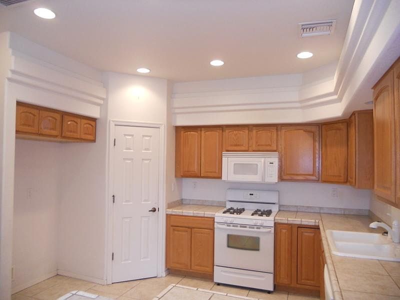 2nd image of 3034 Camino Del Rio