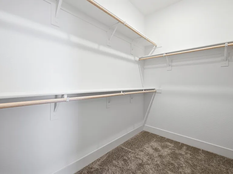 2681 Dashwood St — Photo 33
