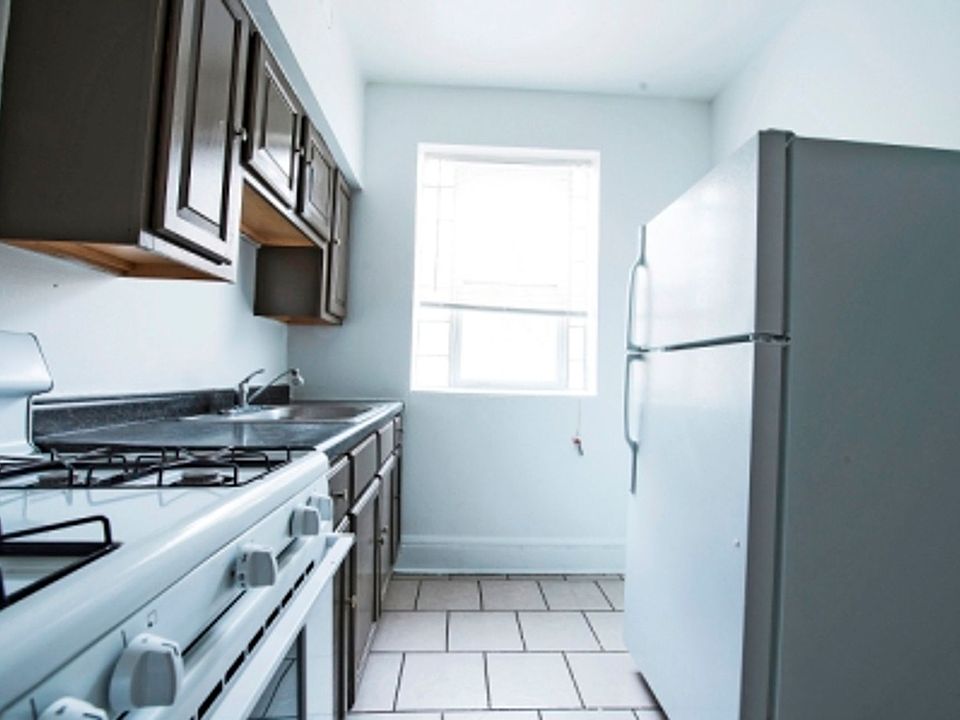1st image of 6933 S Indiana Ave Unit 2093