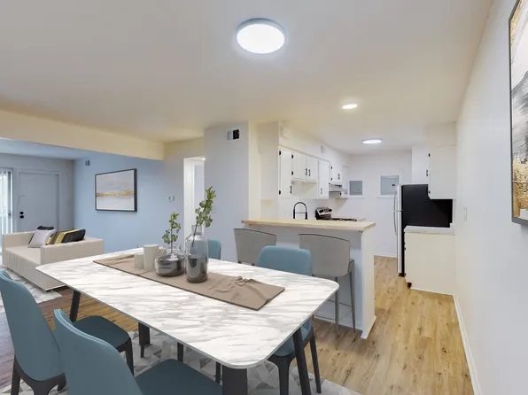 Villa Park Apartments