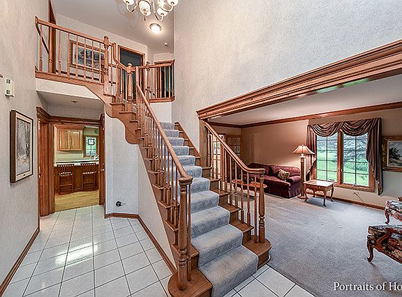 2nd image of 3N421 Hickory Knoll Ln