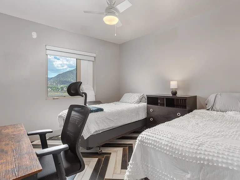 201 Summitview Ln #1/2 — Photo 8