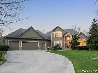 18930 Whispering Pine Way, Spring Lake, MI 49456