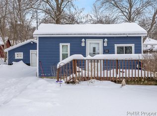 540 Nicholson St, Ionia, MI 48846