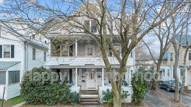 1 bed, 1.0 bath, 1000 sqft, $1,350 — Photo 2