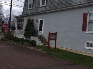 2404 E High St, Sanatoga, PA 19464