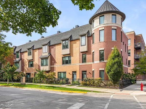 103 Home Ave, Oak Park, IL 60302