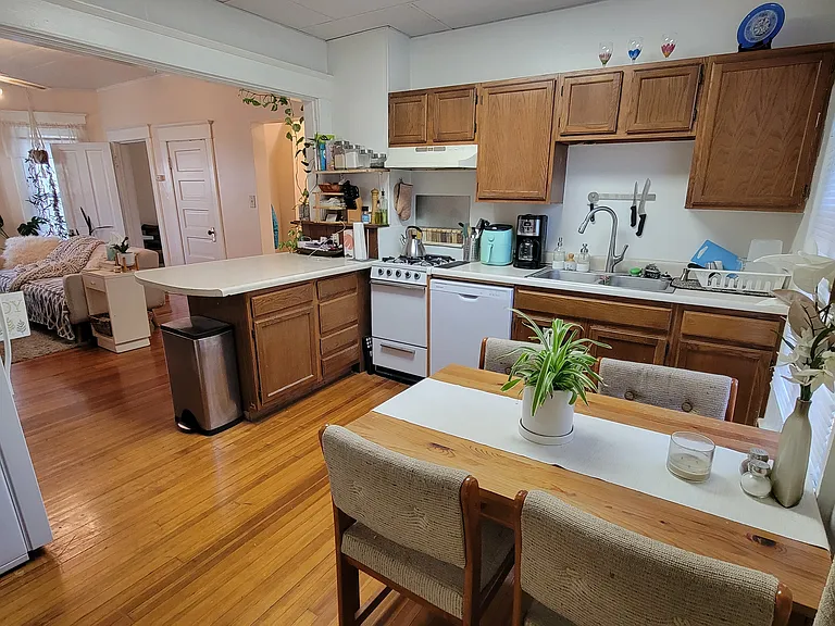 728 Ohio St #1 — Photo 20