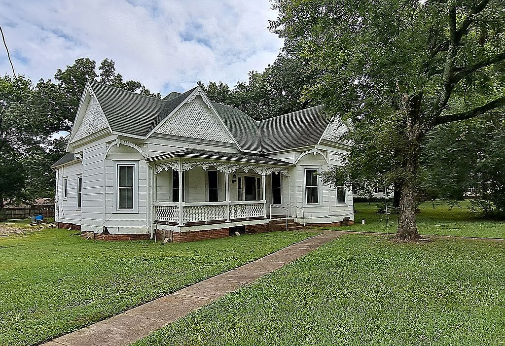 282 E 6th St, Waldron, AR 72958 Zillow