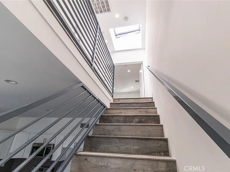 5148 Riverton Ave #5144 — Photo 15
