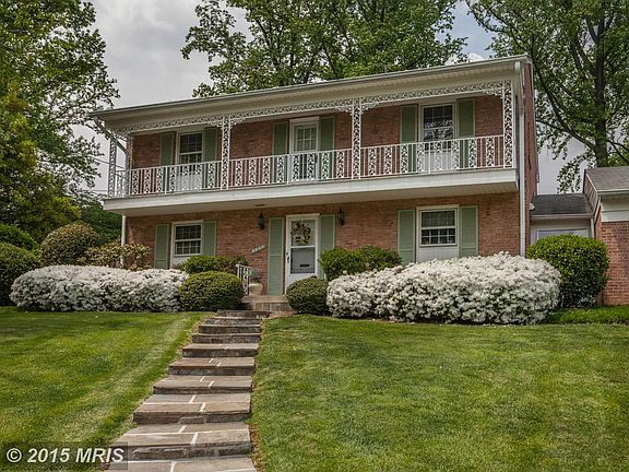 2nd image of 9904 Hillridge Dr