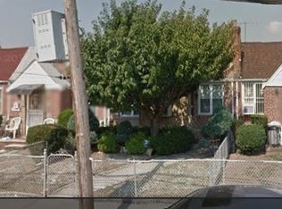 7285 Calamus Ave, Woodside, NY