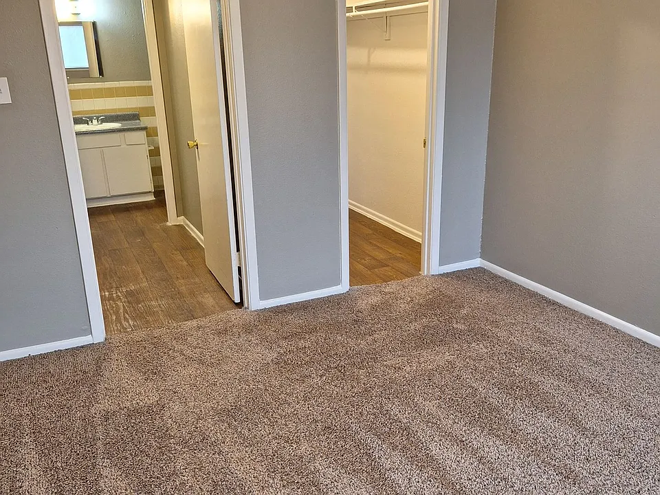 Lawnwood Apartments