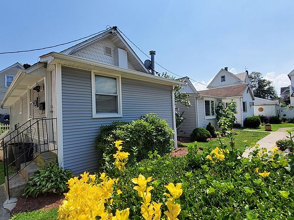 3rd image of 34B Carroll St #B