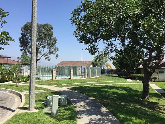 3rd image of 8755 Lomita Dr APT C