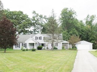 12470 Snow Rd, Burton, OH 44021