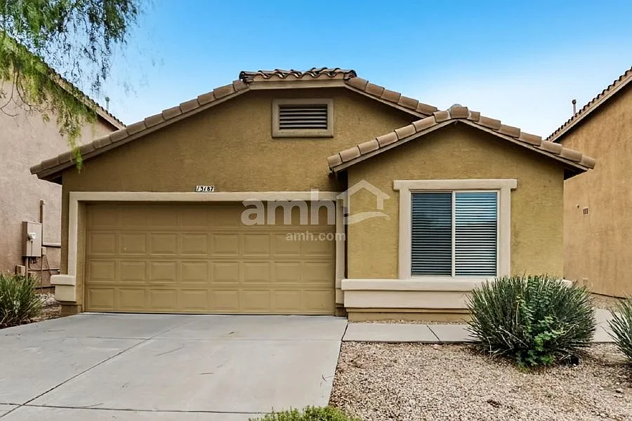 13187 E Coyote Well Dr