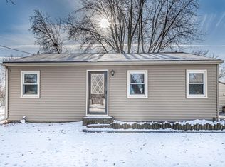 2521 E Aurora Ave, Des Moines, IA 50317