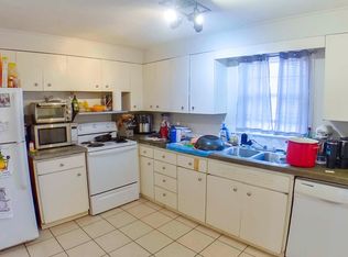 1310 N 10th St, Manhattan, KS 66502